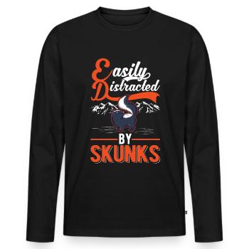 Easily distracted by Skunks Stinktier - Männer Premium Bio Langarmshirt - Schwarz - Vorne - Nico (187cm)