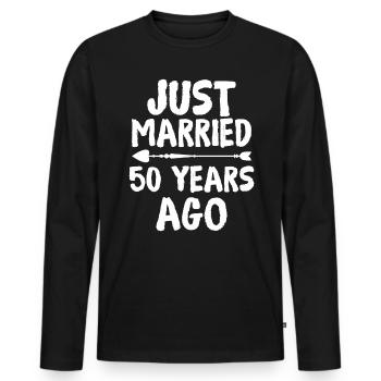 Just Married 50 Years Ago 50th Wedding Anniversary - Männer Premium Bio Langarmshirt - Schwarz - Vorne - Nico (187cm)