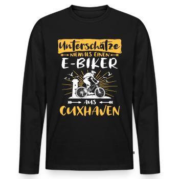 Cuxhaven Ebike Cuxhavener Ebiker - Männer Premium Bio Langarmshirt - Schwarz - Vorne - Nico (187cm)