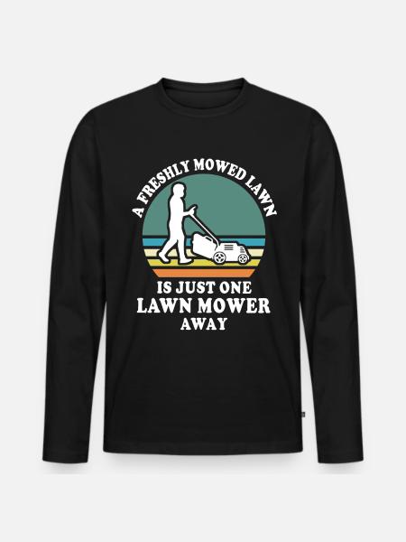 Lawn mower sayings - Men's Premium Organic Long Sleeve Shirt - black