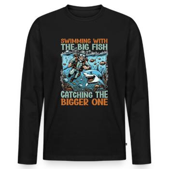 Shark Hunting Swimming With The Big Fish Swimmer - Männer Premium Bio Langarmshirt - Schwarz - Vorne - Nico (187cm)