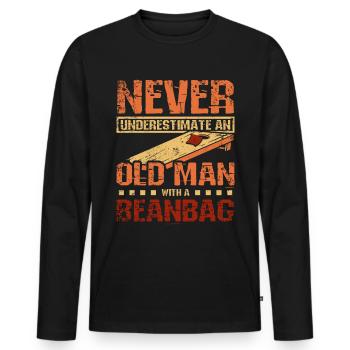 Never underestimate an old man with a beanbag - Men's Premium Organic Long Sleeve Shirt - black - Front - Nico (187cm)
