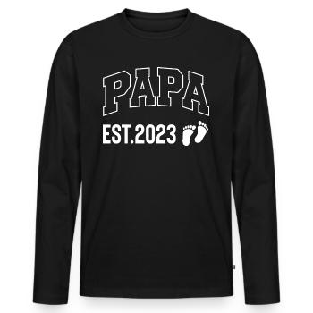 Promoted to Papa 2023 funny Father Sayings Papa - Men's Premium Organic Long Sleeve Shirt - black - Front - Nico (187cm)
