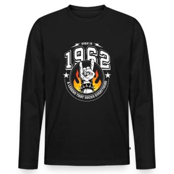 1962 Geburtstag, rockt alles - Männer Premium Bio Langarmshirt - Schwarz - Vorne - Nico (187cm)