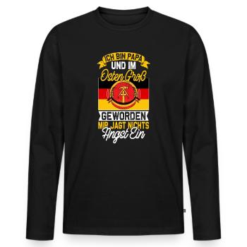 Ostdeutschland Papa - Ossi Spruch - Männer Premium Bio Langarmshirt - Schwarz - Vorne - Nico (187cm)