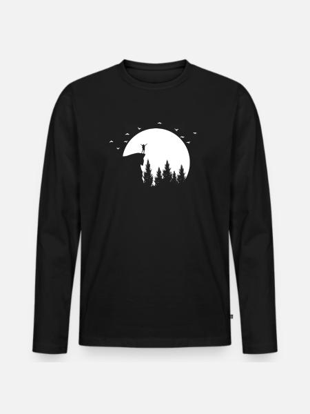 Hiking in nature - Men's Premium Organic Long Sleeve Shirt - black