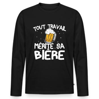 Tout travail mérite sa bière - T-shirt manches longues Premium bio Homme - noir - Devant - Nico (187cm)