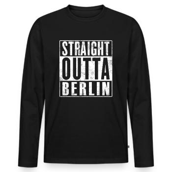 STRAIGHT OUTTA BERLIN IM COOLEN USED LOOK - Männer Premium Bio Langarmshirt - Schwarz - Vorne - Nico (187cm)