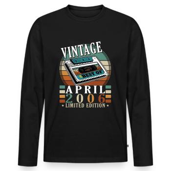 April 2006 Birthday Gift April 2006 Vintage - Men's Premium Organic Long Sleeve Shirt - black - Front - Nico (187cm)