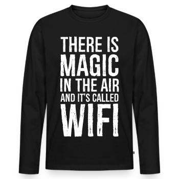 Es liegt Magie in der Luft - Männer Premium Bio Langarmshirt - Schwarz - Vorne - Nico (187cm)