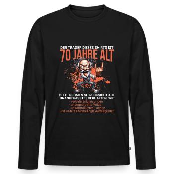 DER TRÄGER DIESES SHIRTS IST 70 JAHRE ALT - Männer Premium Bio Langarmshirt - Schwarz - Vorne - Nico (187cm)