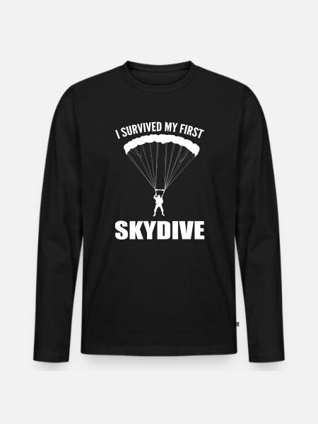 Skydiving Licensed skydiver - Men's Premium Organic Long Sleeve Shirt - black