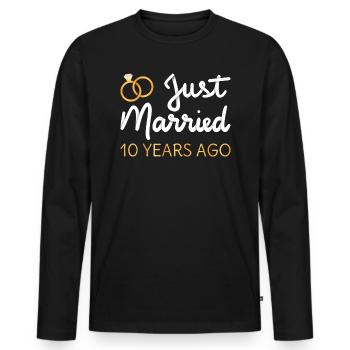 Gerade vor 10 Jahren geheiratet IV - Männer Premium Bio Langarmshirt - Schwarz - Vorne - Nico (187cm)