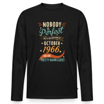 Personne n’est parfait né en octobre 1966 - T-shirt manches longues Premium bio Homme - noir - Devant - Nico (187cm)