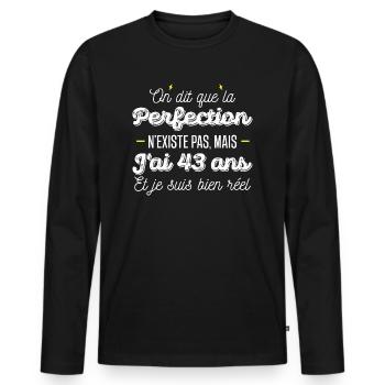 43 ans de perfection / cadeau anniversaire 43 ans - T-shirt manches longues Premium bio Homme - noir - Devant - Nico (187cm)