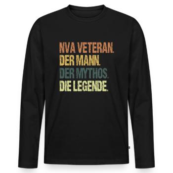 Stolzer NVA Veteran der DDR Armee - Männer Premium Bio Langarmshirt - Schwarz - Vorne - Nico (187cm)