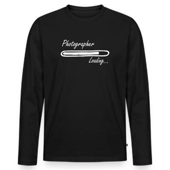 Photographer Loading Shirt - Männer Premium Bio Langarmshirt - Schwarz - Vorne - Nico (187cm)