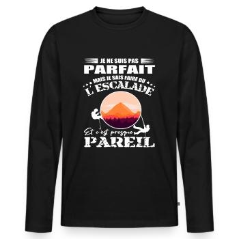Escalade Shirt • Escalader un rocher • Alpiniste - T-shirt manches longues Premium bio Homme - noir - Devant - Nico (187cm)
