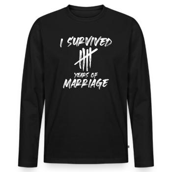 Ich habe 5 Jahre Ehe komisch überlebt - Männer Premium Bio Langarmshirt - Schwarz - Vorne - Nico (187cm)