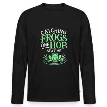 Amphibian frog hunter enthusiast, frog trapping - Men's Premium Organic Long Sleeve Shirt - black - Front - Nico (187cm)