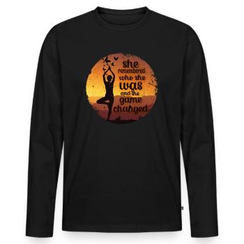 She Remembered Who She Was And The Game Changed - Men's Premium Organic Long Sleeve Shirt - black - Front - Nico (187cm)