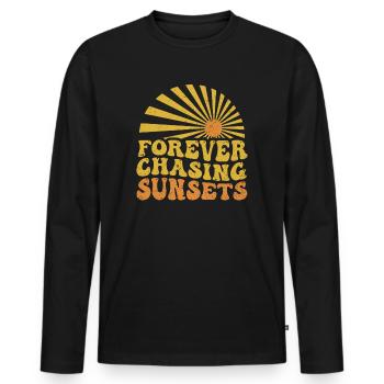 Für immer auf der Jagd nach Sonnenuntergängen Retro-Sommerurlaub - Männer Premium Bio Langarmshirt - Schwarz - Vorne - Nico (187cm)