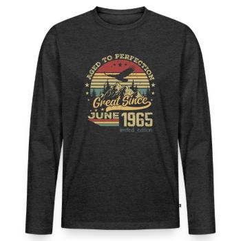59 years old Aged to Perfection born in June 1965 - Men's Premium Organic Long Sleeve Shirt - heather anthracite - Front - Nico (187cm)