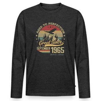 59 years old Aged to Perfection born: September 1965 - Men's Premium Organic Long Sleeve Shirt - heather anthracite - Front - Nico (187cm)