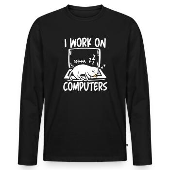 I work on computers - Männer Premium Bio Langarmshirt - Schwarz - Vorne - Nico (187cm)