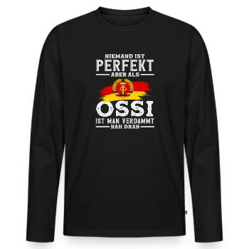 Personne n’est parfait qu’en tant qu’Ossi qui dit que la RDA est fière - T-shirt manches longues Premium bio Homme - noir - Devant - Nico (187cm)