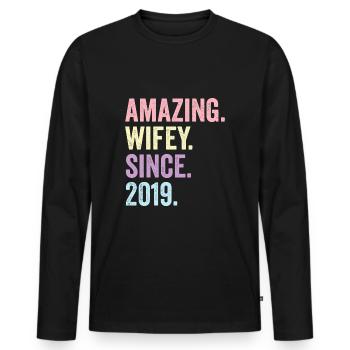 Amazing Wifey Since 2019 - Men's Premium Organic Long Sleeve Shirt - black - Front - Nico (187cm)