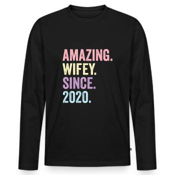 Amazing Wifey Since 2020 - Men's Premium Organic Long Sleeve Shirt - black - Front - Nico (187cm)