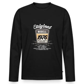 Modell 1976 - Männer Premium Bio Langarmshirt - Schwarz - Vorne - Nico (187cm)