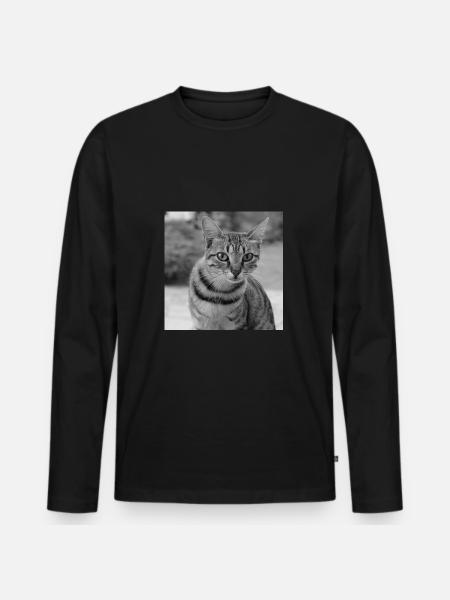 Cat background portrait white-black - Men's Premium Organic Long Sleeve Shirt - black