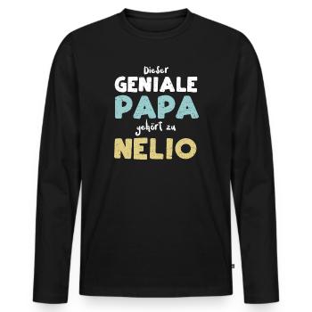 Dieser Geniale Papa Gehört Zu Nelio - Männer Premium Bio Langarmshirt - Schwarz - Vorne - Nico (187cm)