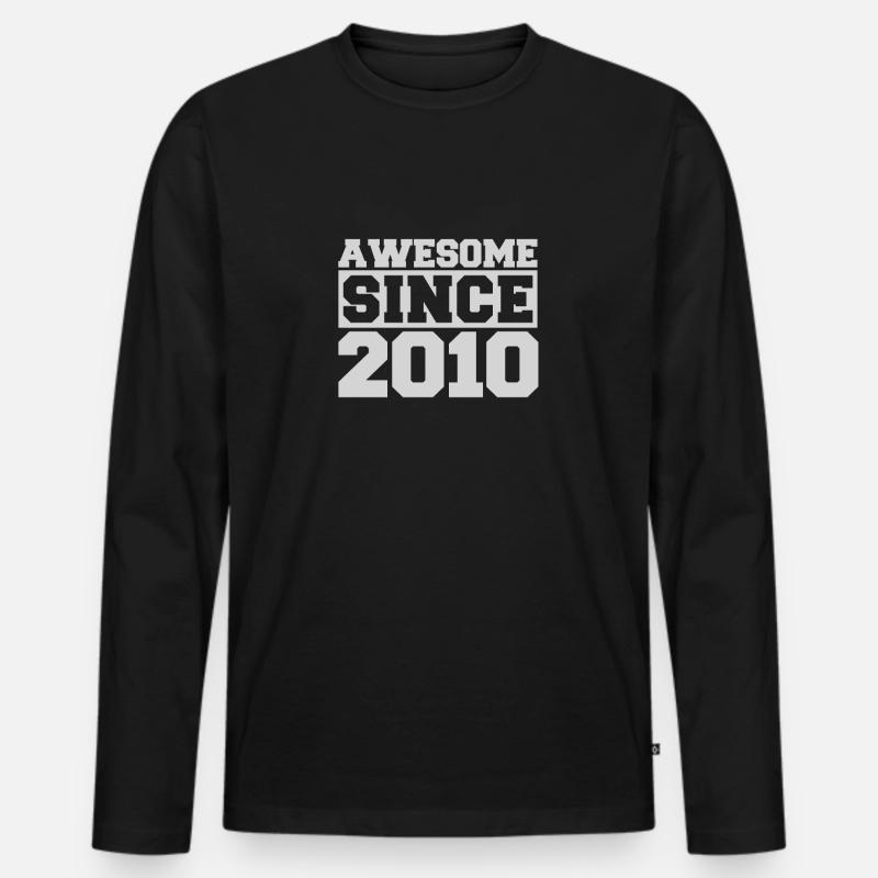 Awesome since 2010 - Männer Premium Bio Langarmshirt - Schwarz