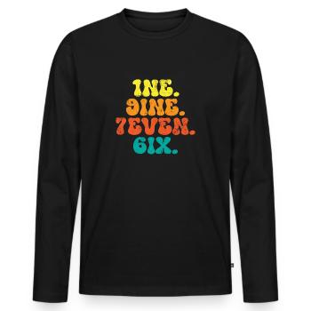 Vintage 1976 - Männer Premium Bio Langarmshirt - Schwarz - Vorne - Nico (187cm)