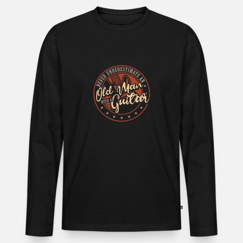 Never underestimate an old Man with a Guitar - Männer Premium Bio Langarmshirt - Schwarz