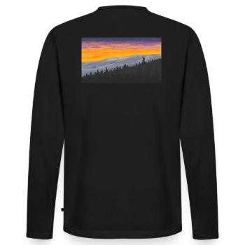 Ski slope in the mountains at sunset. - Men's Premium Organic Long Sleeve Shirt - black - Back - Nico (187cm)