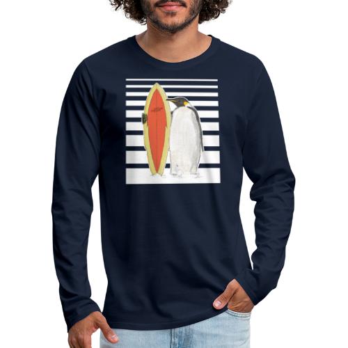 Pingwin z deską surfingową (paski) - Koszulka męska Premium z długim rękawem