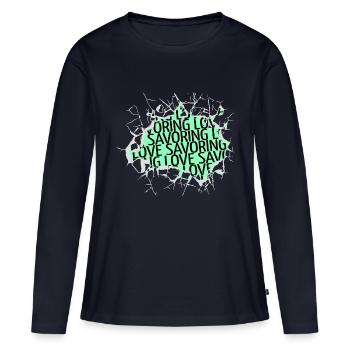 Déclaration : amour de soi, amour, langues, nourriture, culture - T-shirt manches longues Premium bio Femme - bleu marine - Devant - Julia (174cm)