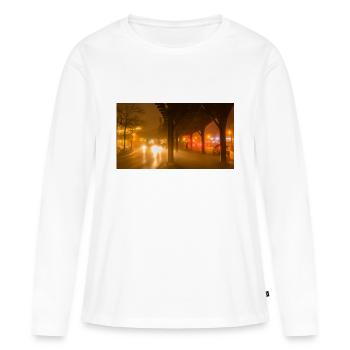 Hochbahn am nebligen Abend - Frauen Premium Bio Langarmshirt - Weiß - Vorne - Julia (174cm)