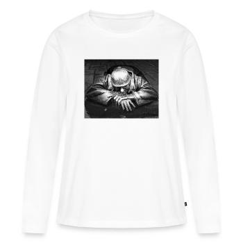 Un soldat silencieux sur une rue mouillée - T-shirt manches longues Premium bio Femme - blanc - Devant - Julia (174cm)