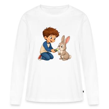 Le lapin reçoit du concombre du garçon joyeux - T-shirt manches longues Premium bio Femme - blanc - Devant - Julia (174cm)