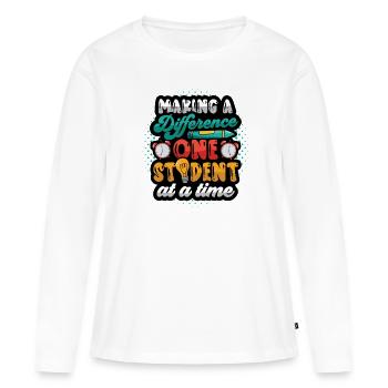 Faire la différence - T-shirt manches longues Premium bio Femme - blanc - Devant - Julia (174cm)