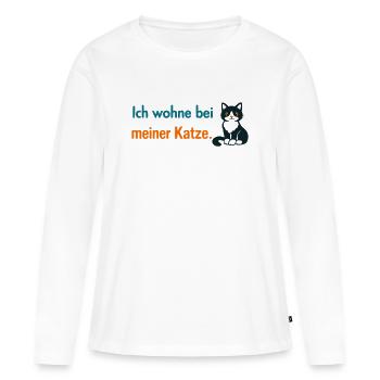 Ich wohne bei meiner Katze – Lustiges Katzenmotiv  - Frauen Premium Bio Langarmshirt - Weiß - Vorne - Julia (174cm)