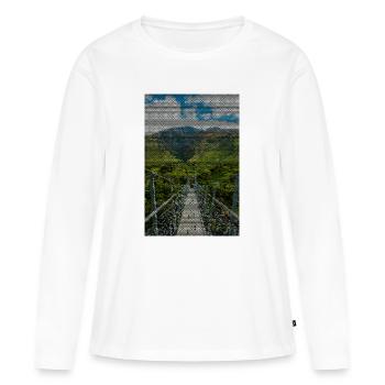 Chemin quadrillé dans le panorama du vignoble - T-shirt manches longues Premium bio Femme - blanc - Devant - Julia (174cm)