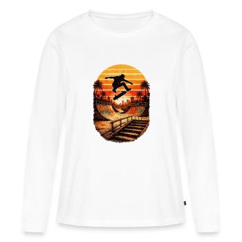 Sunset Skateboarder im Urban Bowl - Frauen Premium Bio Langarmshirt - Weiß - Vorne - Julia (174cm)