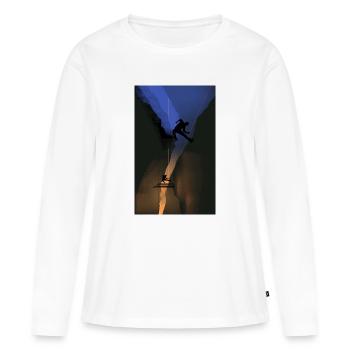Height and depth: A captivating silhouette - Women's Premium Organic Long Sleeve Shirt - white - Front - Julia (174cm)