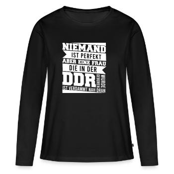 DDR Frau Geschenkidee - Frauen Premium Bio Langarmshirt - Schwarz - Vorne - Julia (174cm)